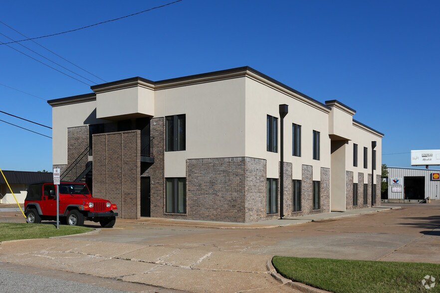 Primary Photo Of 7201 N Classen Blvd, Oklahoma City Office For Lease