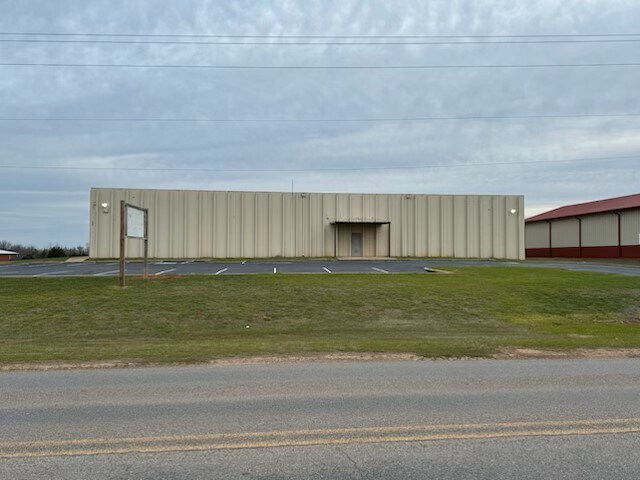 Primary Photo Of 1103 E Maguire Rd, Noble Light Manufacturing For Sale