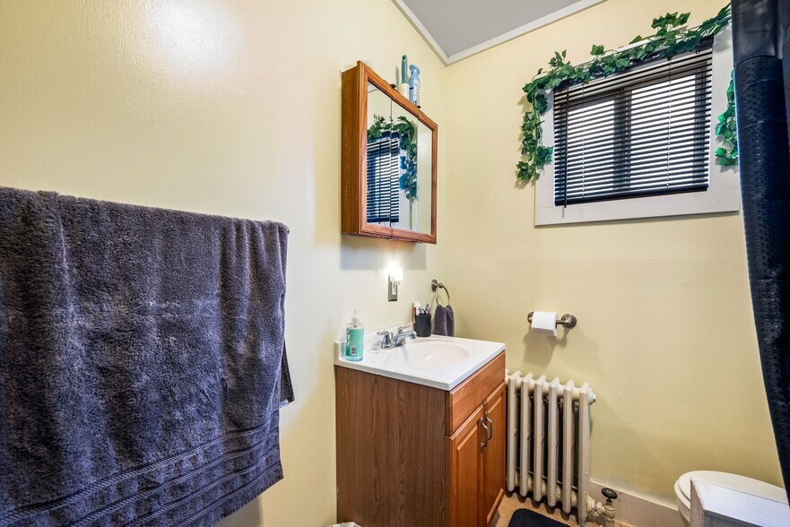 More Photos Of 217 White Ave, Linwood Apartments For Sale