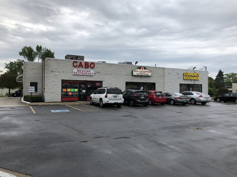 Primary Photo Of 1001 E 162nd St, South Holland Restaurant For Sale