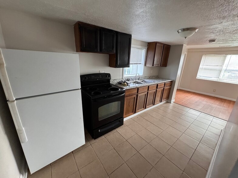 More Photos Of 2048 4th Ave, Cincinnati Multifamily For Sale