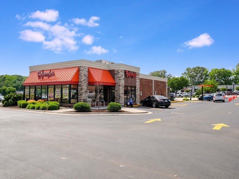 More Photos Of 4600 Durham Chapel Hill Blvd, Durham Unknown For Lease