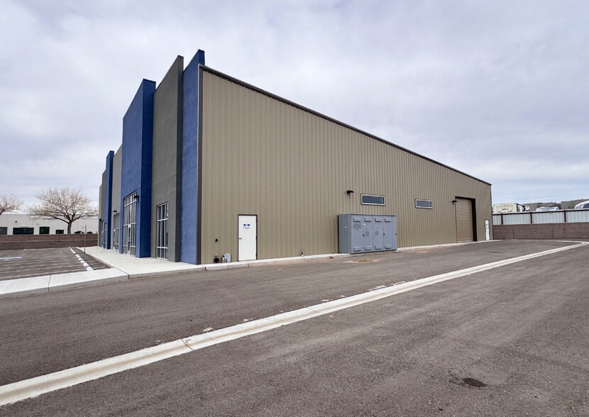More Photos Of 1180 Exchange, Bernalillo Specialty For Lease