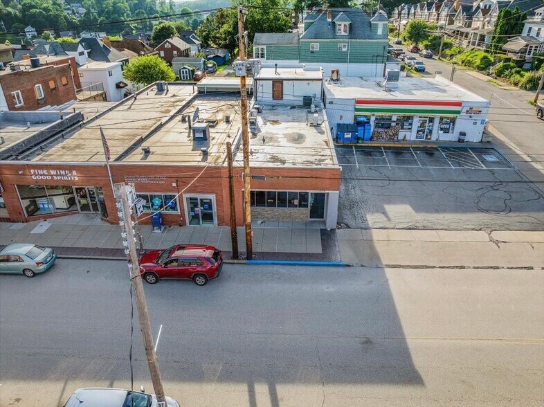 More Photos Of 3404 Main St, Homestead Storefront For Sale
