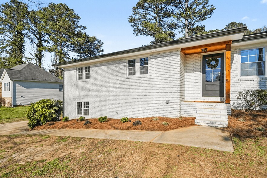 More Photos Of 3680 Bells Ferry Rd NW, Kennesaw Specialty For Sale