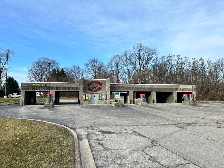 More Photos Of 100 Putnam Plz, Greencastle Carwash For Sale