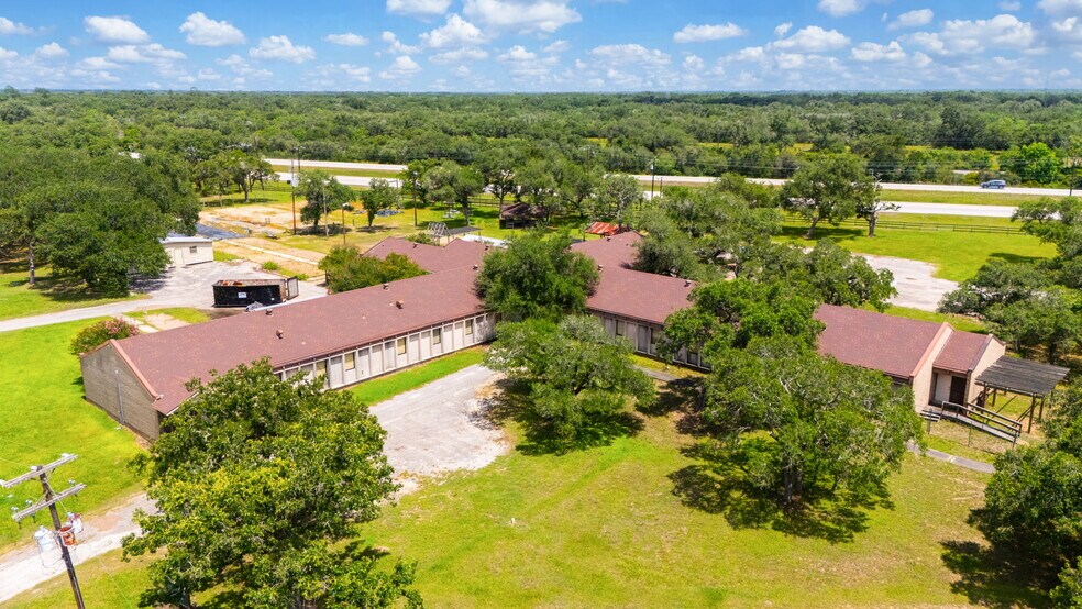 More Photos Of 120 David Wade Dr, Victoria Rehabilitation Center For Sale