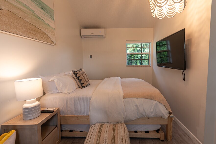 More Photos Of 2502 Tamarind Dr, Hutchinson Island Hotel For Sale