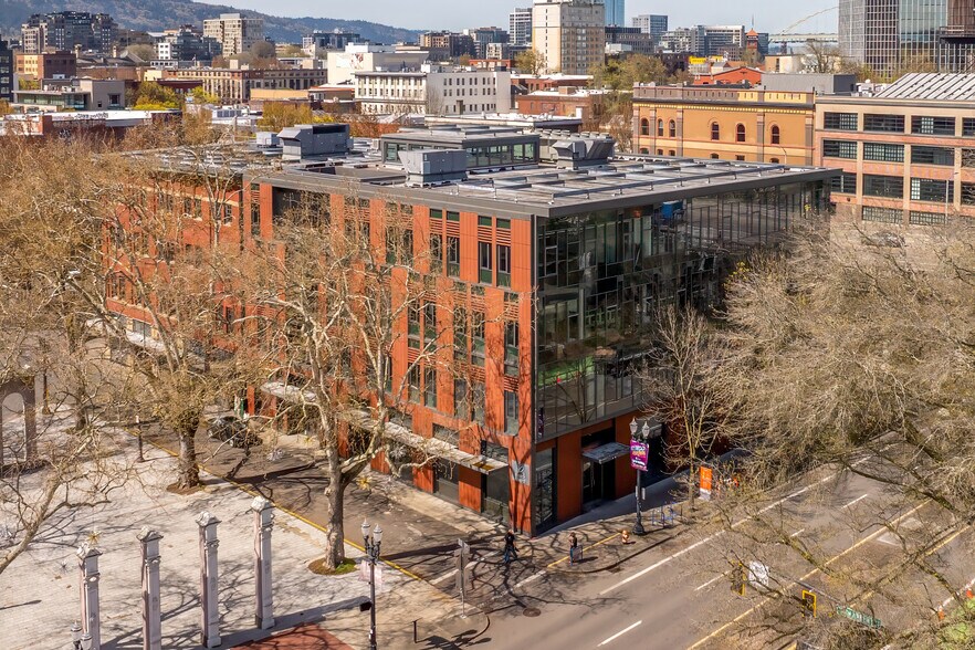 More Photos Of 45 SW Ankeny St, Portland Office For Sale