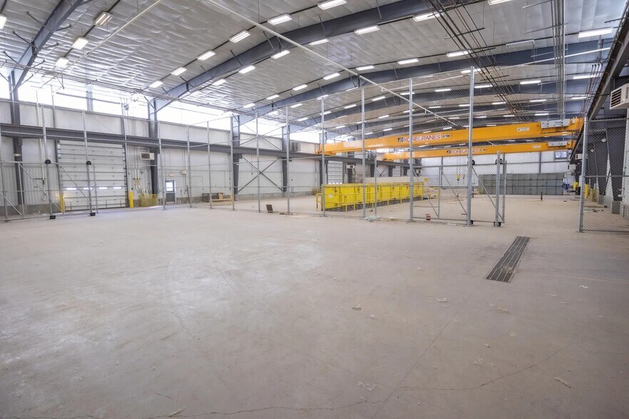 More Photos Of 420 22nd Ave NE, Williston Light Manufacturing For Lease