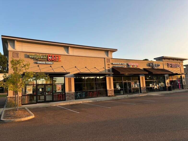 More Photos Of 1801 Jackson Ave W, Oxford General Retail For Lease