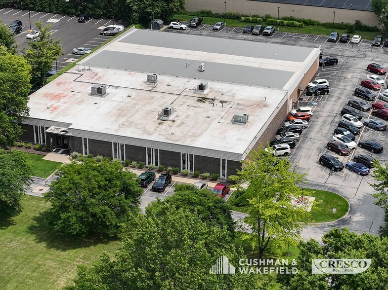 More Photos Of 749 Miner Rd, Highland Heights Office For Sale
