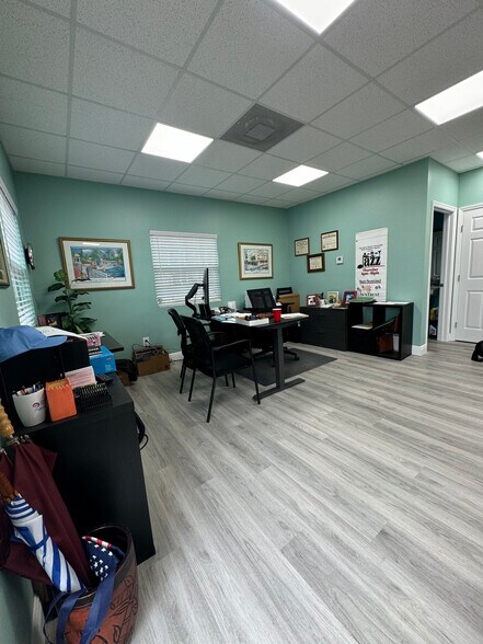 More Photos Of 1201-1237 N Federal Hwy, Delray Beach Freestanding For Lease