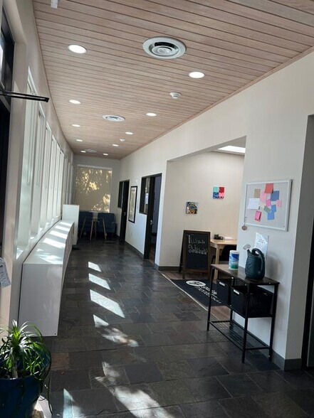 More Photos Of 3005 Glacier Pass, Cedar Park Office For Lease