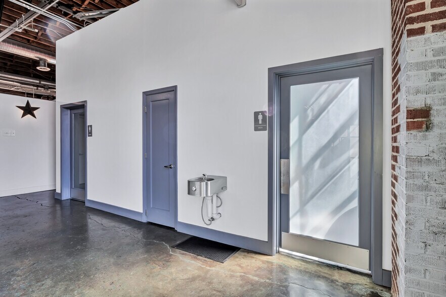 More Photos Of 12461 Veterans Memorial Hwy, Douglasville Loft Creative Space For Lease
