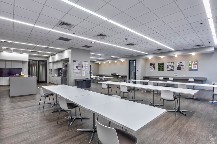 More Photos Of 1144 W Washington St, Tempe Office For Lease