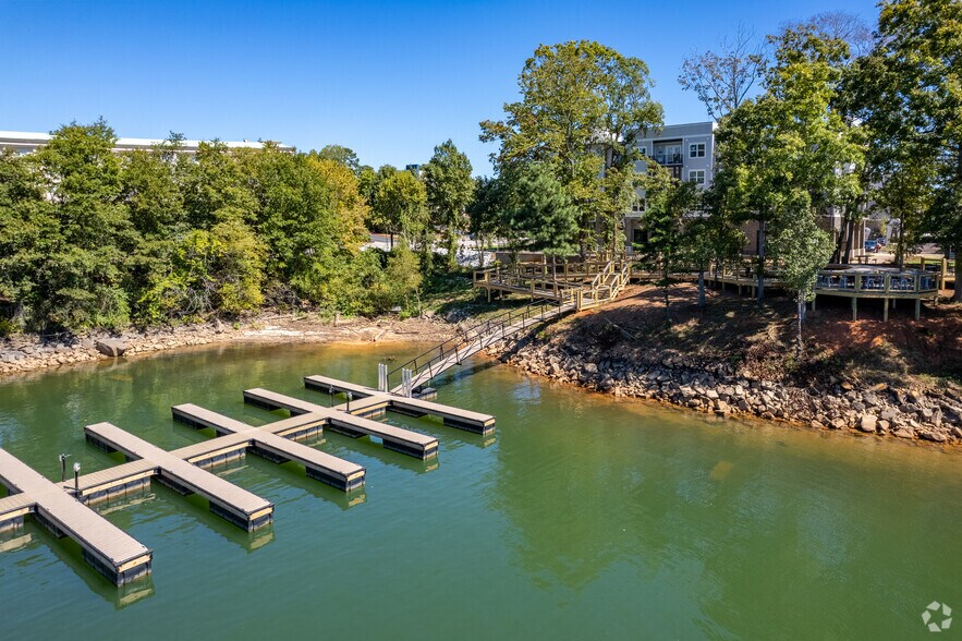 More Photos Of 894 Tiger Blvd, Clemson Apartments For Lease