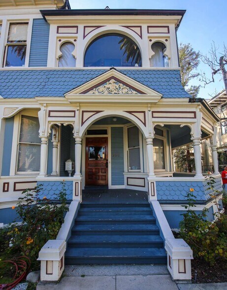 More Photos Of 253-255 S Marengo Ave, Pasadena Office For Lease