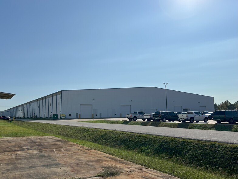 More Photos Of 6401 N Eldridge Pky, Houston Manufacturing For Sale