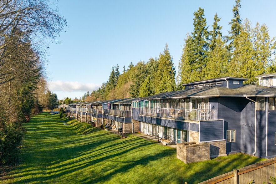 More Photos Of 21125 81st Dr NE, Arlington Apartments For Sale