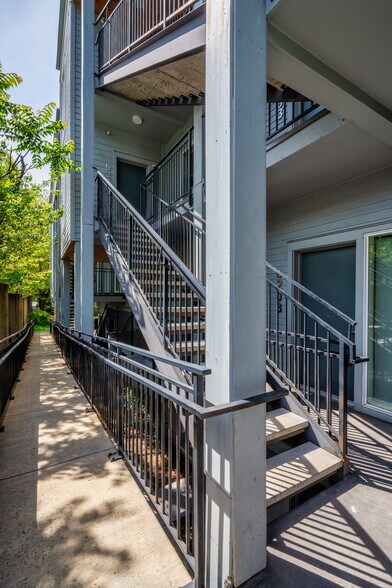 More Photos Of 4620 N Maryland Ave, Portland Apartments For Sale