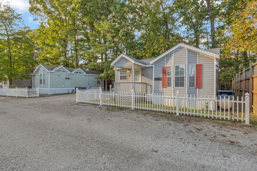 More Photos Of 11845 US 41 St, Monteagle Trailer Camper Park For Sale