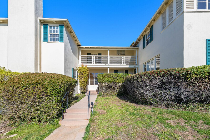 More Photos Of 1739 Spruce St, Berkeley Apartments For Sale