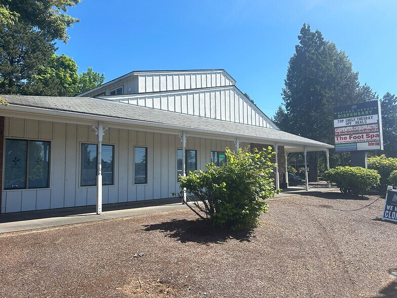 More Photos Of 19635 SW Tualatin Valley Hwy, Beaverton Medical For Sale