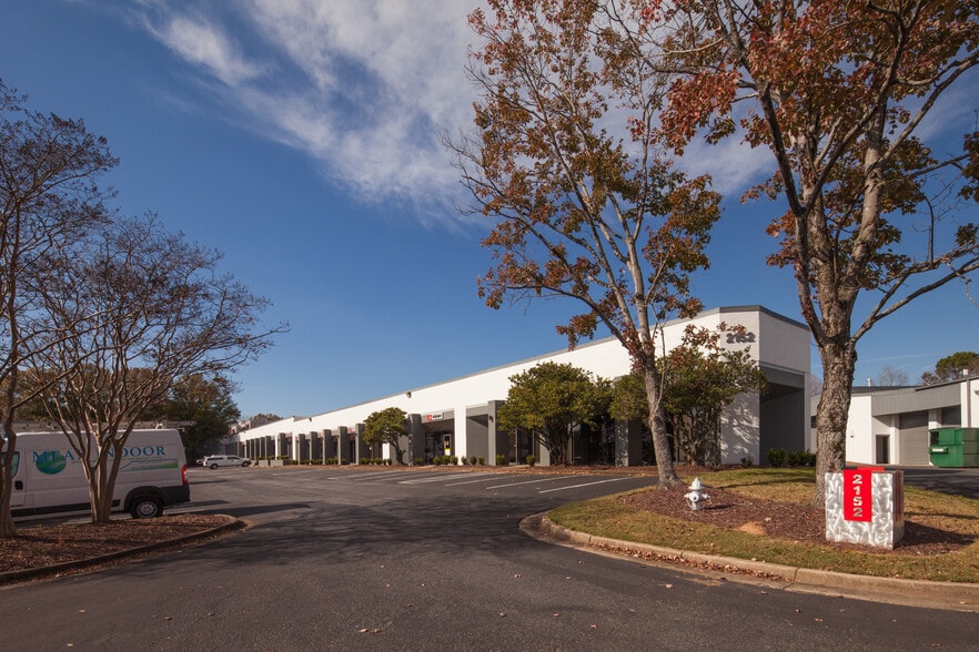 More Photos Of 2260 Northwest Pky, Marietta Unknown For Lease