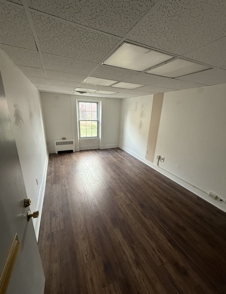 More Photos Of 50 Elm St, Worcester Office For Lease