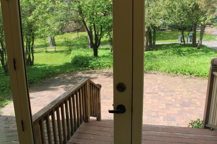 More Photos Of 2140 Woodland Ave, Duluth Assisted Living For Sale