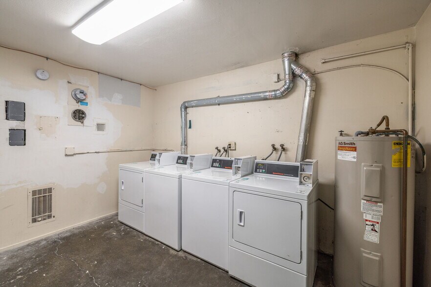 More Photos Of 740 NE 53rd Ave, Portland Apartments For Sale