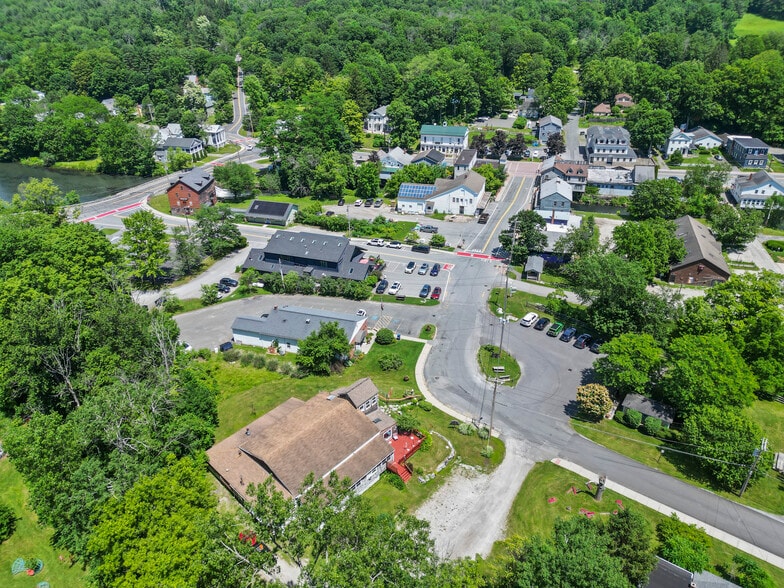 More Photos Of 8 Center St, West Stockbridge Restaurant For Sale