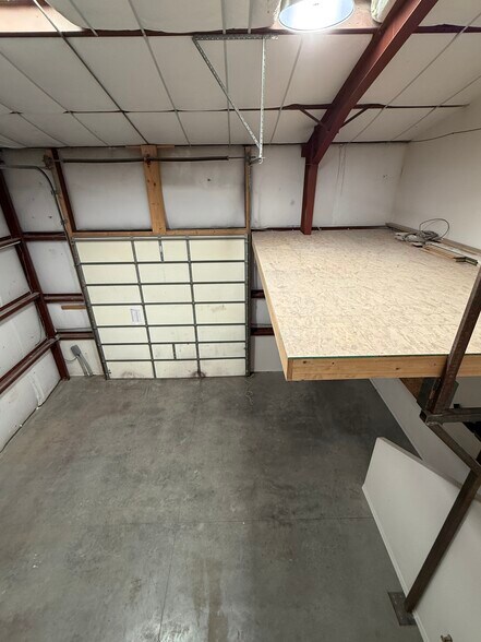 More Photos Of 1431 Anderson Rd, Montrose Warehouse For Lease