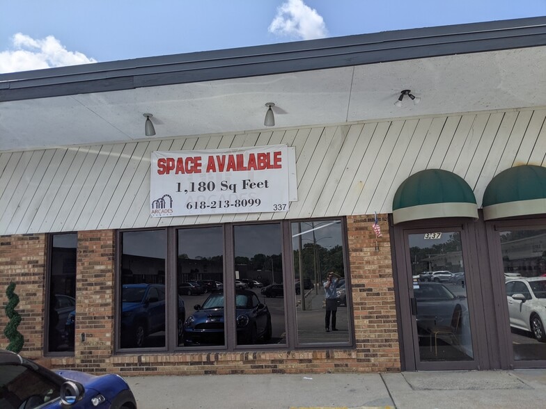 More Photos Of 6500 W Main St, Belleville Unknown For Lease