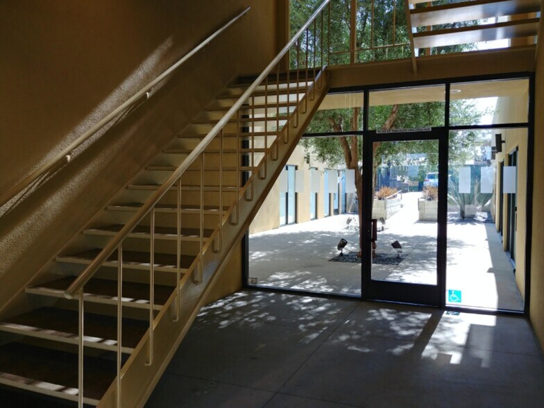 More Photos Of 3745 Long Beach Blvd, Long Beach Medical For Lease