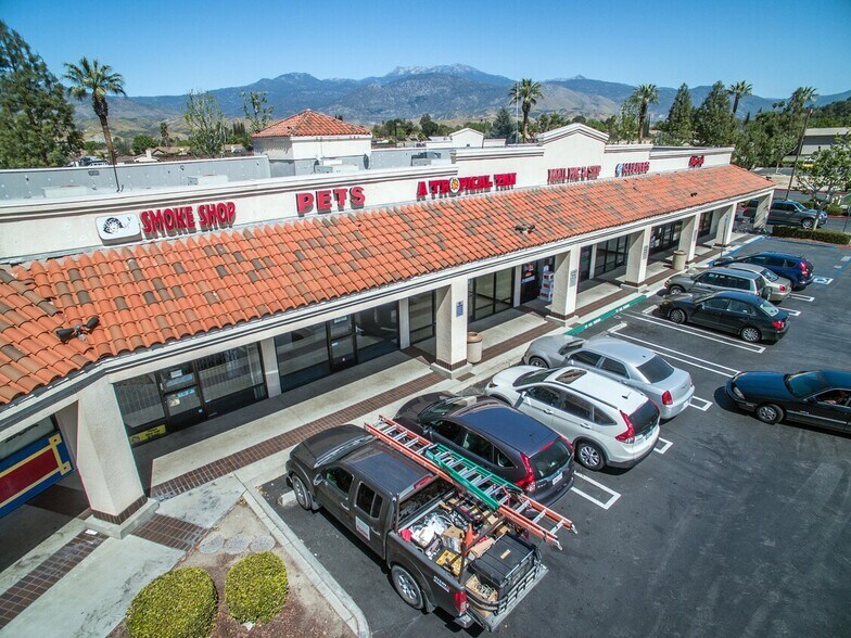 Primary Photo Of 43430 Florida Ave, Hemet General Retail For Lease