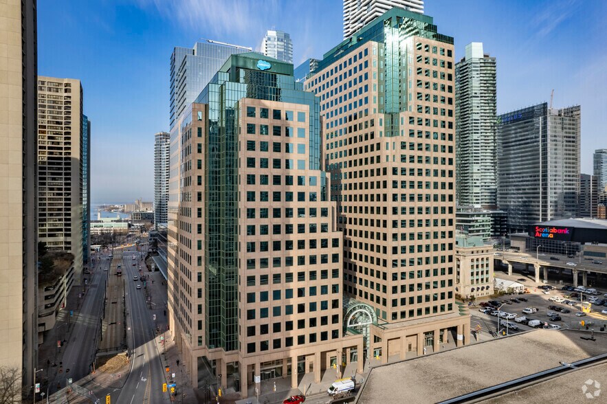 Primary Photo Of 10 Bay St, Toronto Office For Lease