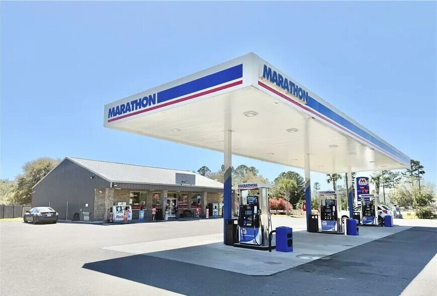 Primary Photo Of 6134 Elim Church Rd NE, Ludowici Service Station For Sale