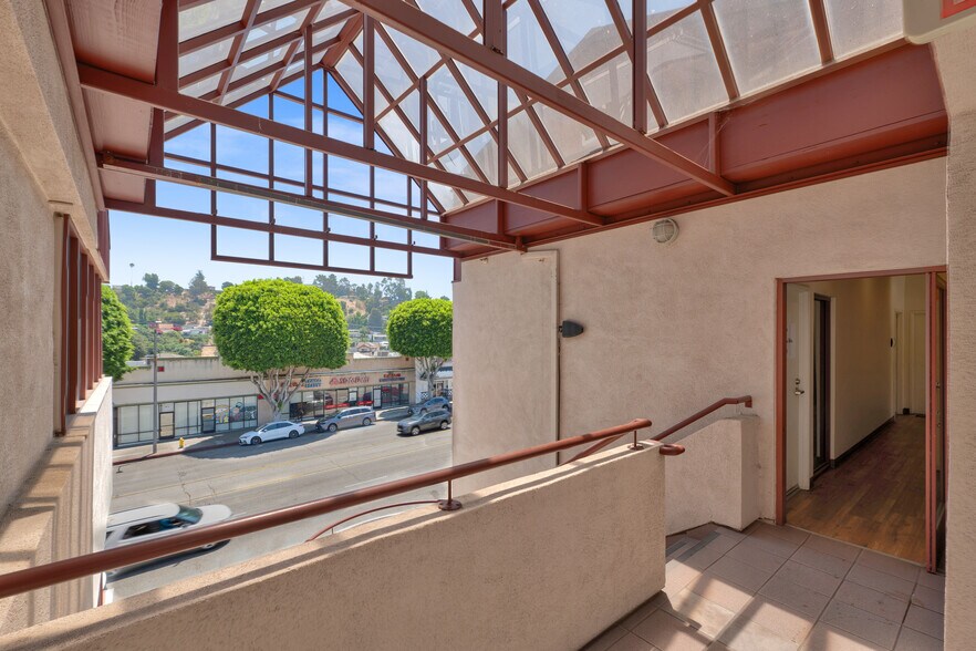 More Photos Of 809 S Atlantic Blvd, Monterey Park Office For Sale