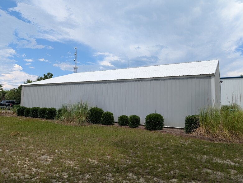 More Photos Of 1709 River St, Valdosta Office For Lease