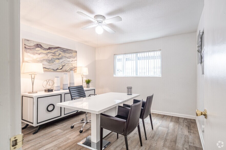 More Photos Of 333 Uvalde Rd, Houston Apartments For Sale