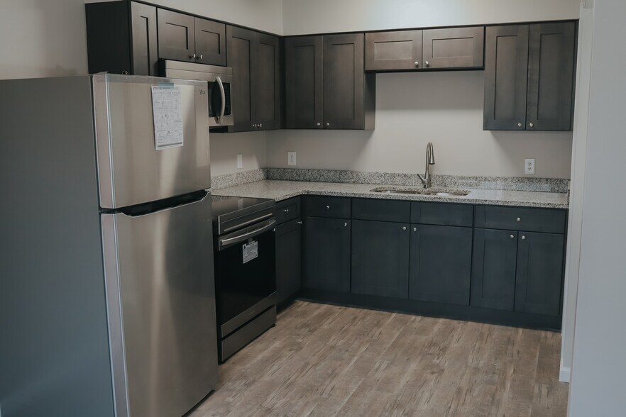 More Photos Of 419 W Main, Du Quoin Multifamily For Sale