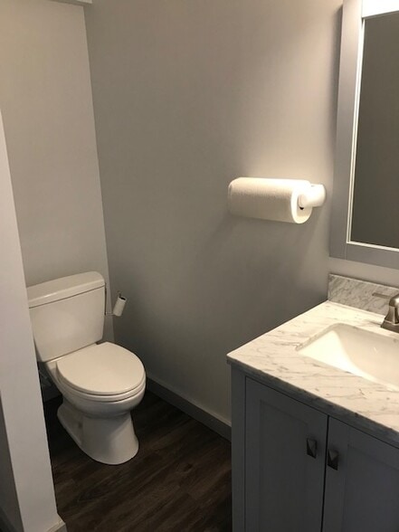 More Photos Of 5039-5057 Merriam Dr, Merriam Office For Lease