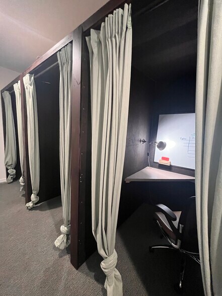 More Photos Of 1001 N Orange Ave, Orlando Coworking Space