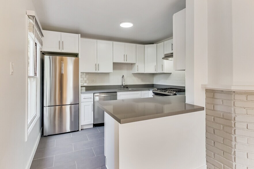 More Photos Of 1207-1233 University Ave, Berkeley Apartments For Sale