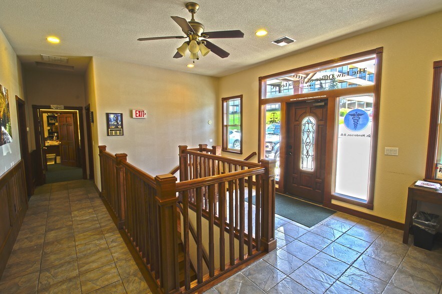 More Photos Of 360 NW Vermont St, Bend Office Residential For Lease