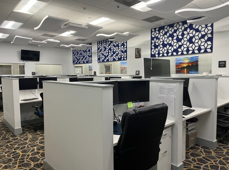 More Photos Of 330 E Crown Point Rd, Winter Garden Office For Sale