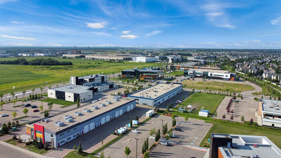 More Photos Of 9040-9058 22nd Ave SW, Edmonton Showroom For Sale