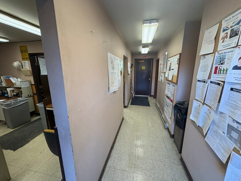 More Photos Of 1255 Lakeside Dr, Jackson Warehouse For Sale